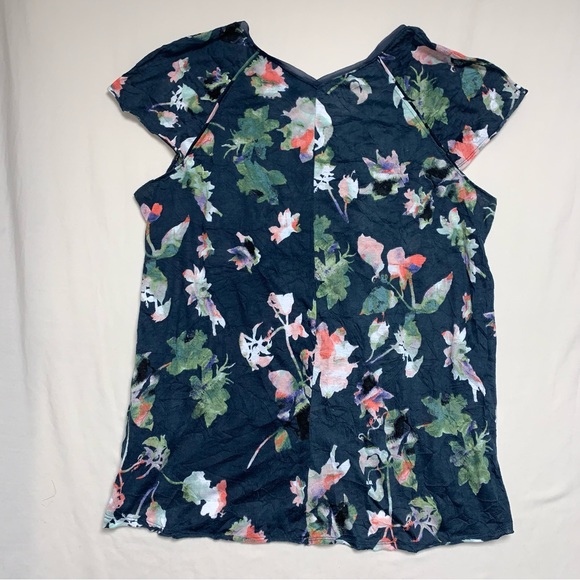 Floral Shirt Women’s XL Navy Blue Short Sleeve V Neck Hi-Low VERA WANG Summer - Picture 3 of 8